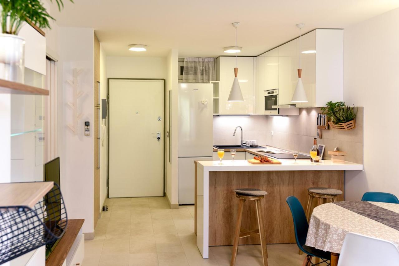 Apartment Anamarija Omiš Buitenkant foto